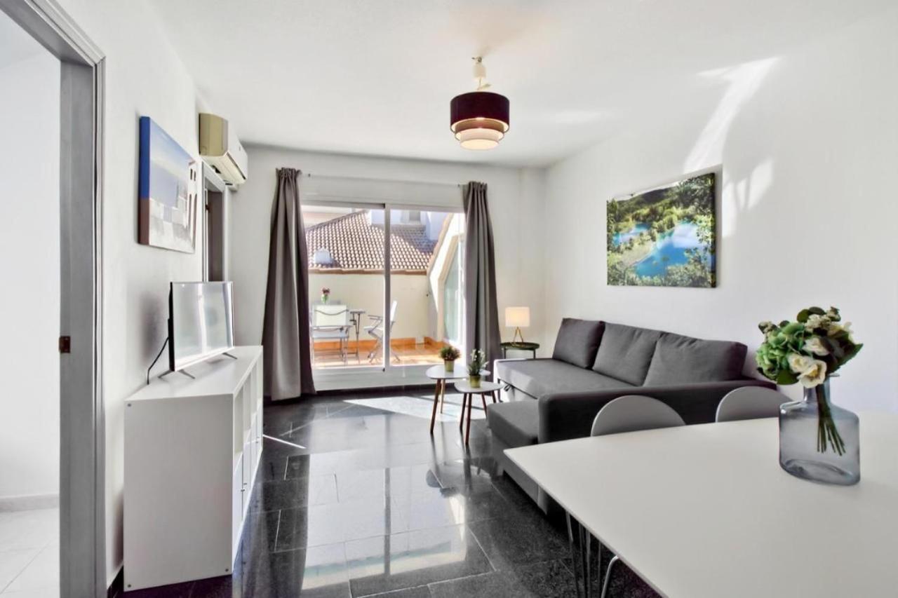 Апартаменты Atico Con Terraza Privada En Malaga Centro Экстерьер фото